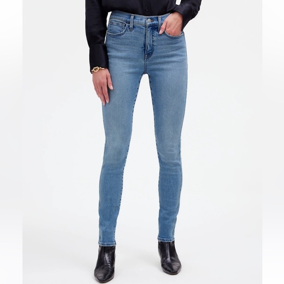 Madewell 10" High-Rise Roadtripper Authentic Skinny Jeans RUNS LARGE - Picture 2 of 15